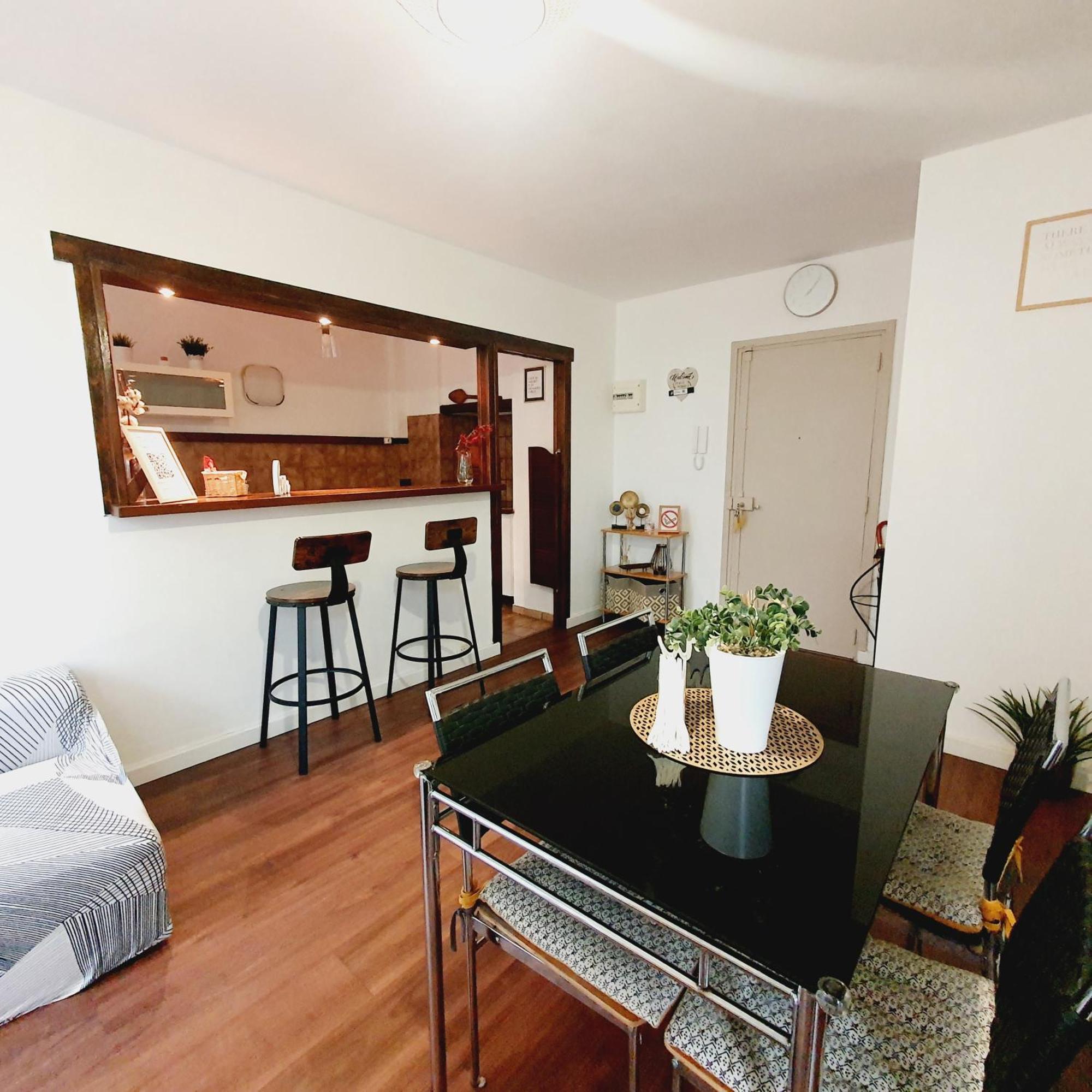 Sejour Cosy Pres De Paris T3 Cuisine Ouverte Et Bar Ris-Orangis Dış mekan fotoğraf